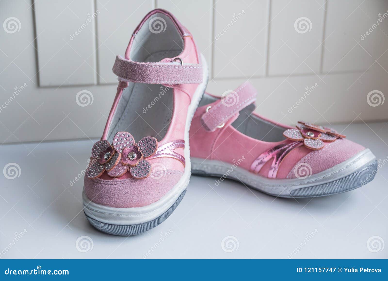 little girl pink sandals