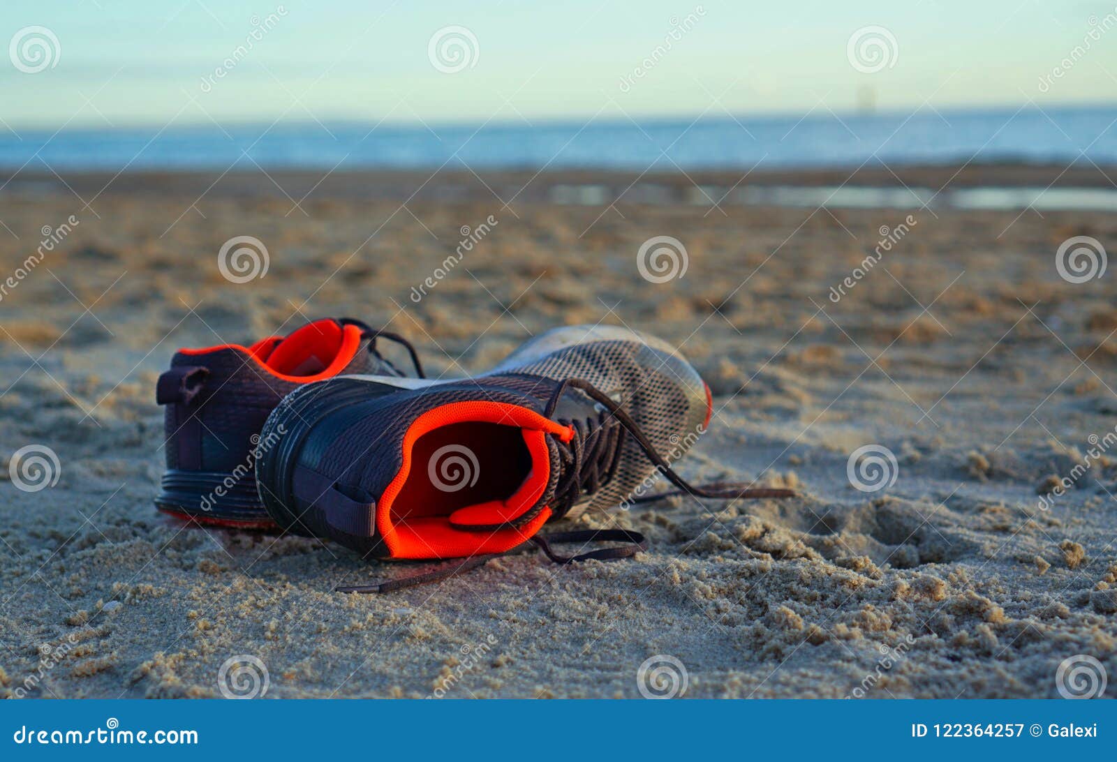 shoes for beach sand