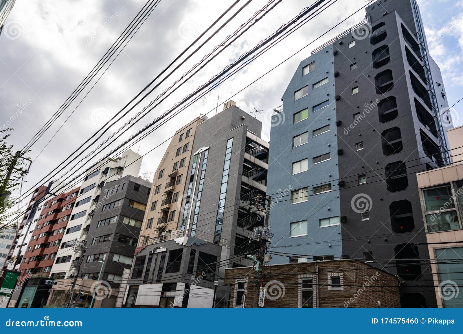 Palaces In Shibuya Ward Tokyo Japan Editorial Image Image Of City Tourist