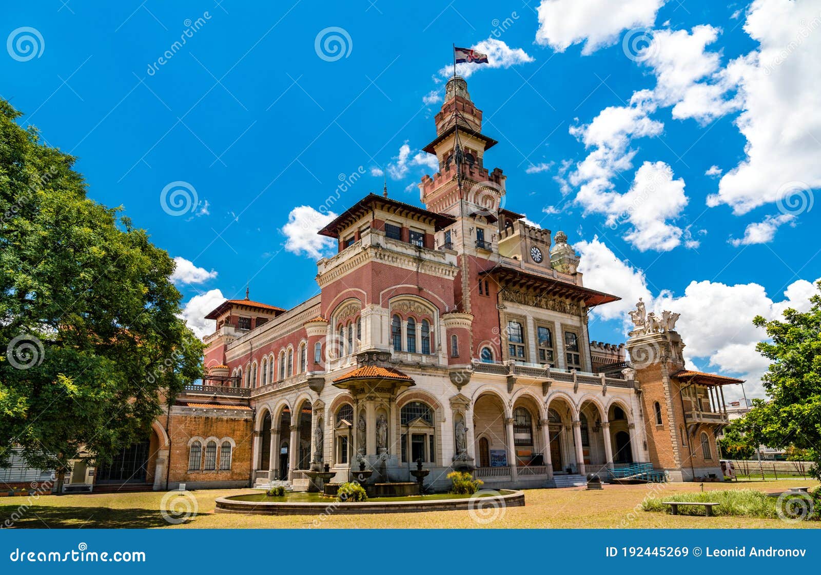 palacio das industrias, a historical building in sao paulo, brazil