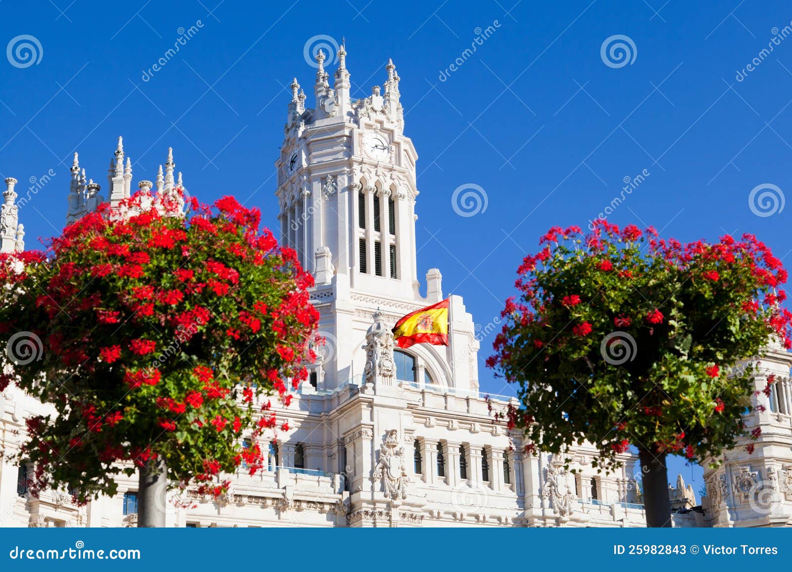 palacio de comunicaciones cibeles, madrid