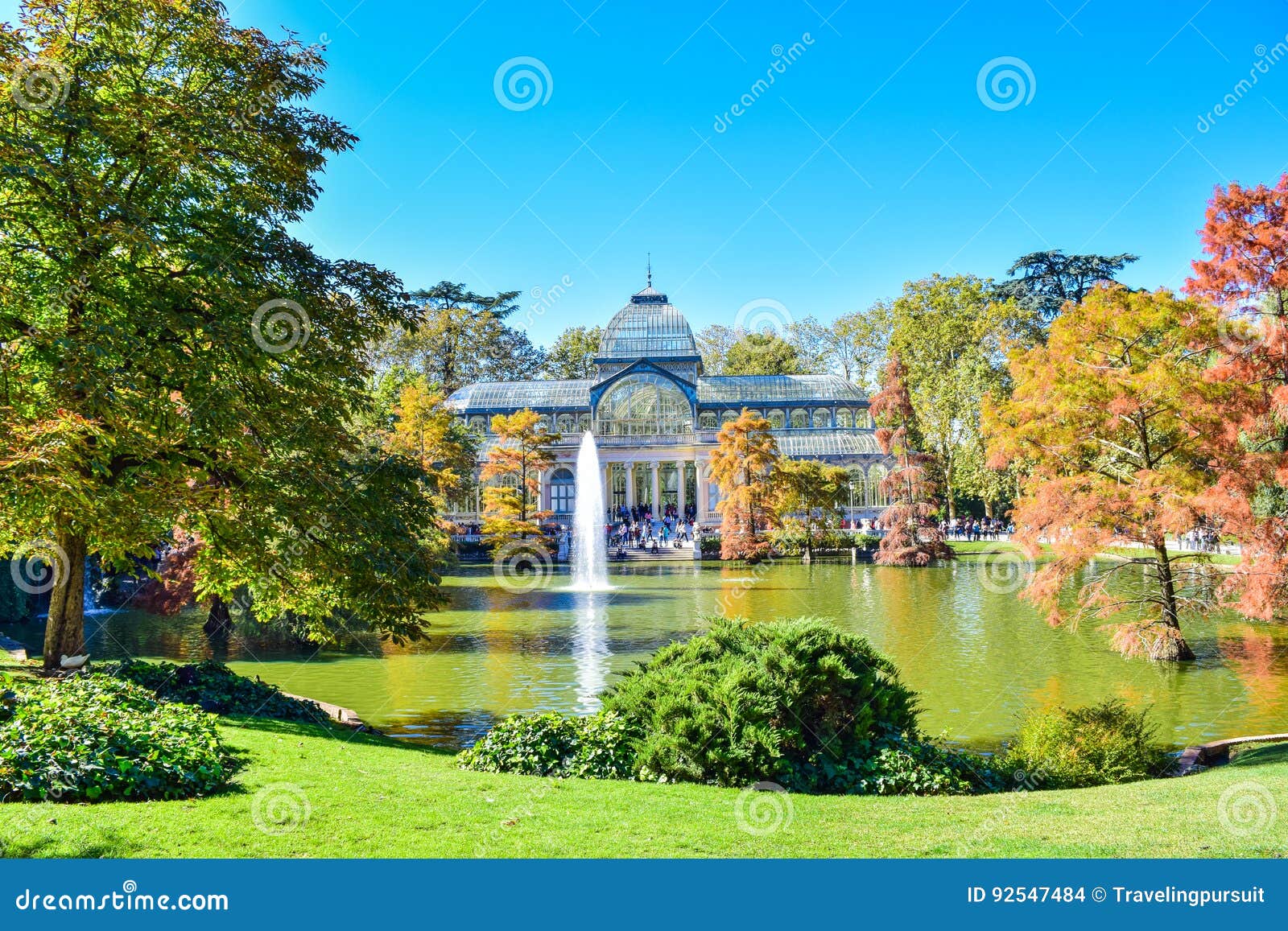 Palacio En España Stock Photo - Image of espaaplusmn, grass: 92547484