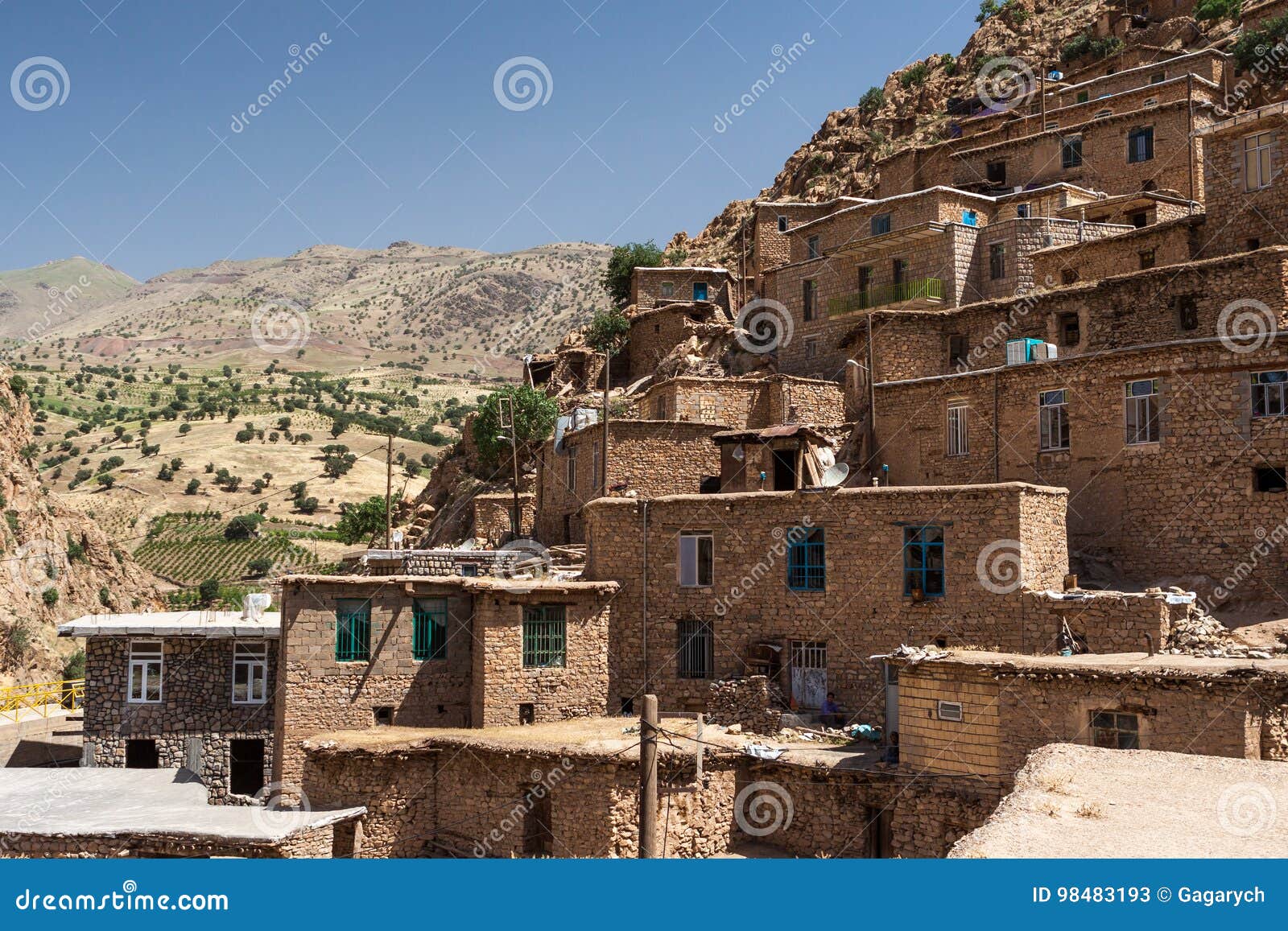 palangan - old stony village in kurdistan.