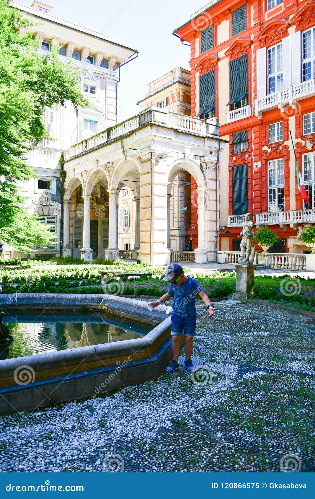 little tourist near palazzo rosso ,genoa , italy