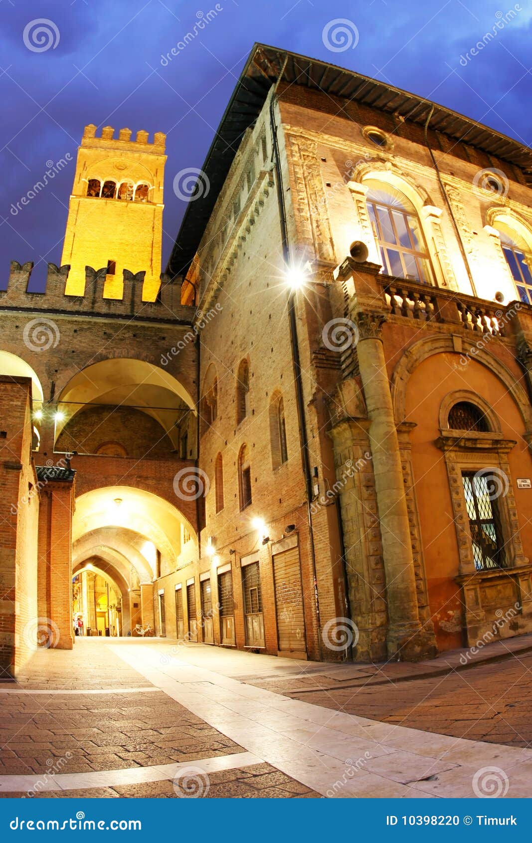 palazzo del podesta at night (bologna, italy)