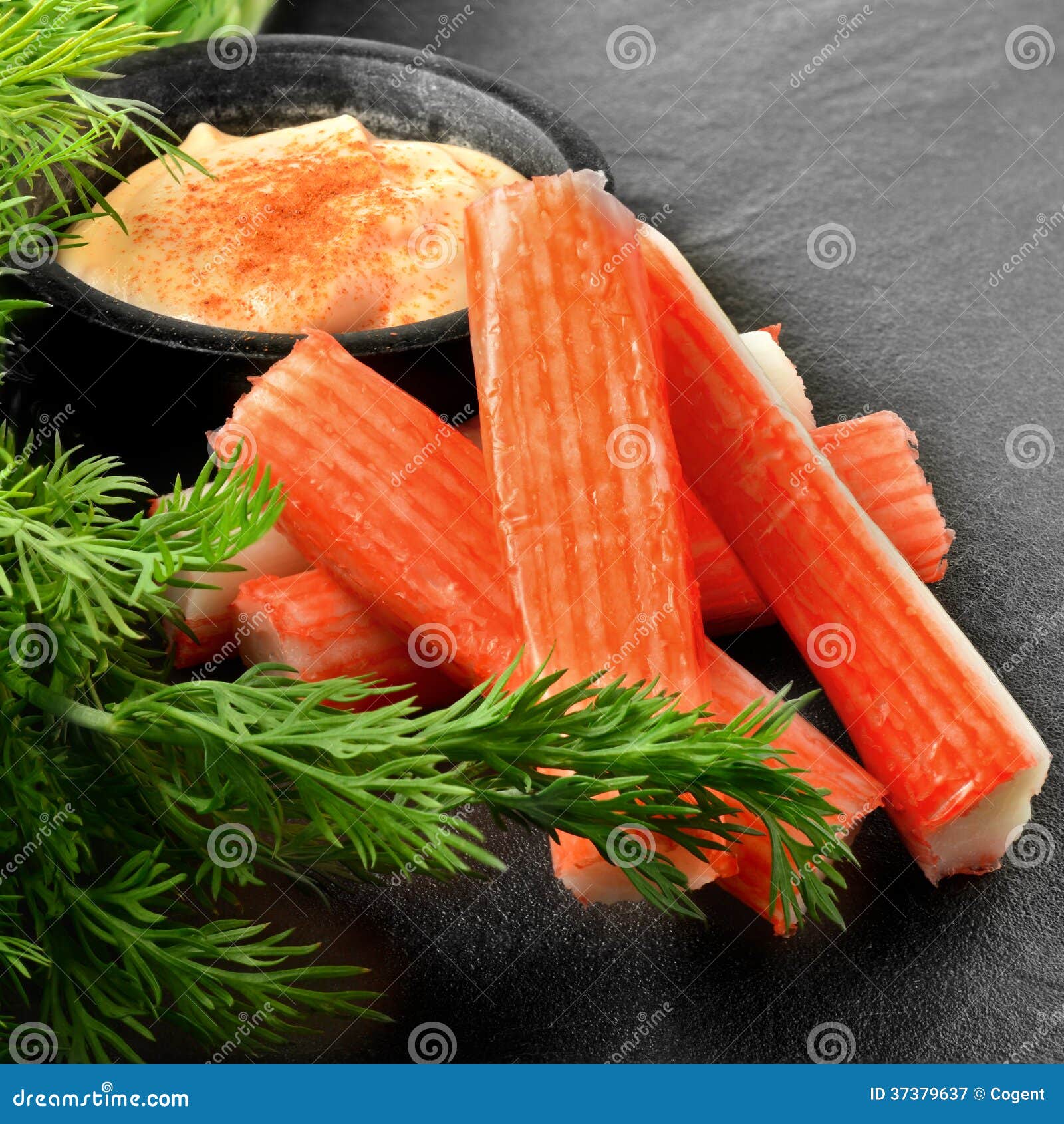 Palillos Del Cangrejo De Surimi Imagen de archivo Imagen de primer