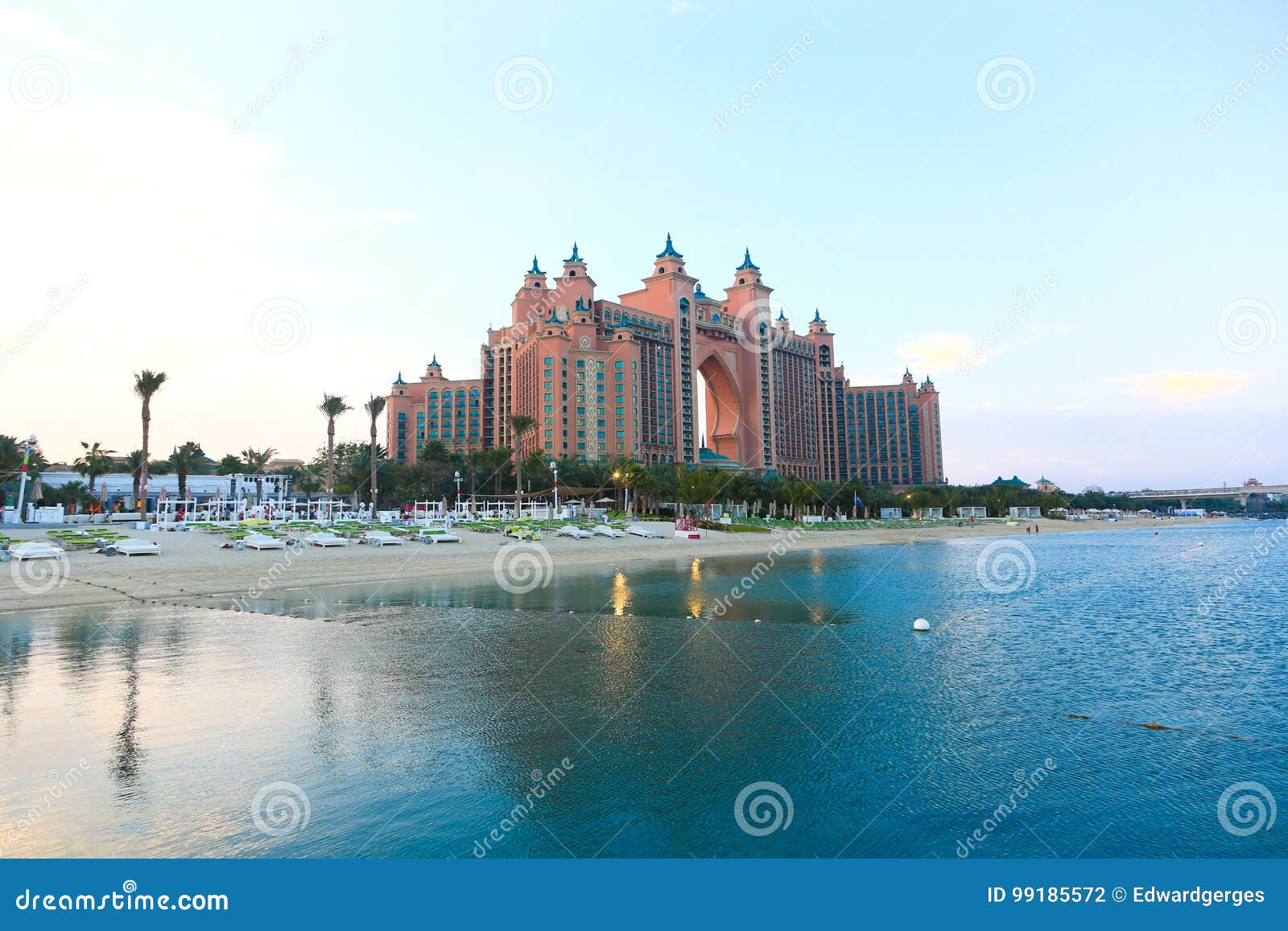 Palmeninsel Dubai Stockfoto Bild Von Dubai Palmeninsel 99185572