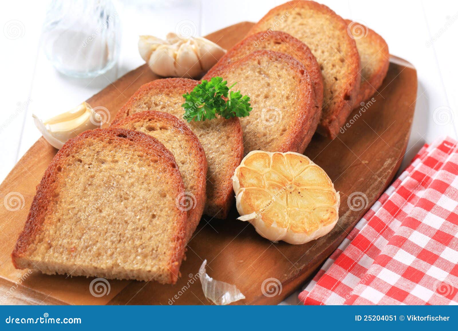 Pan fried bread and garlic stock image. Image of shaker 25204051
