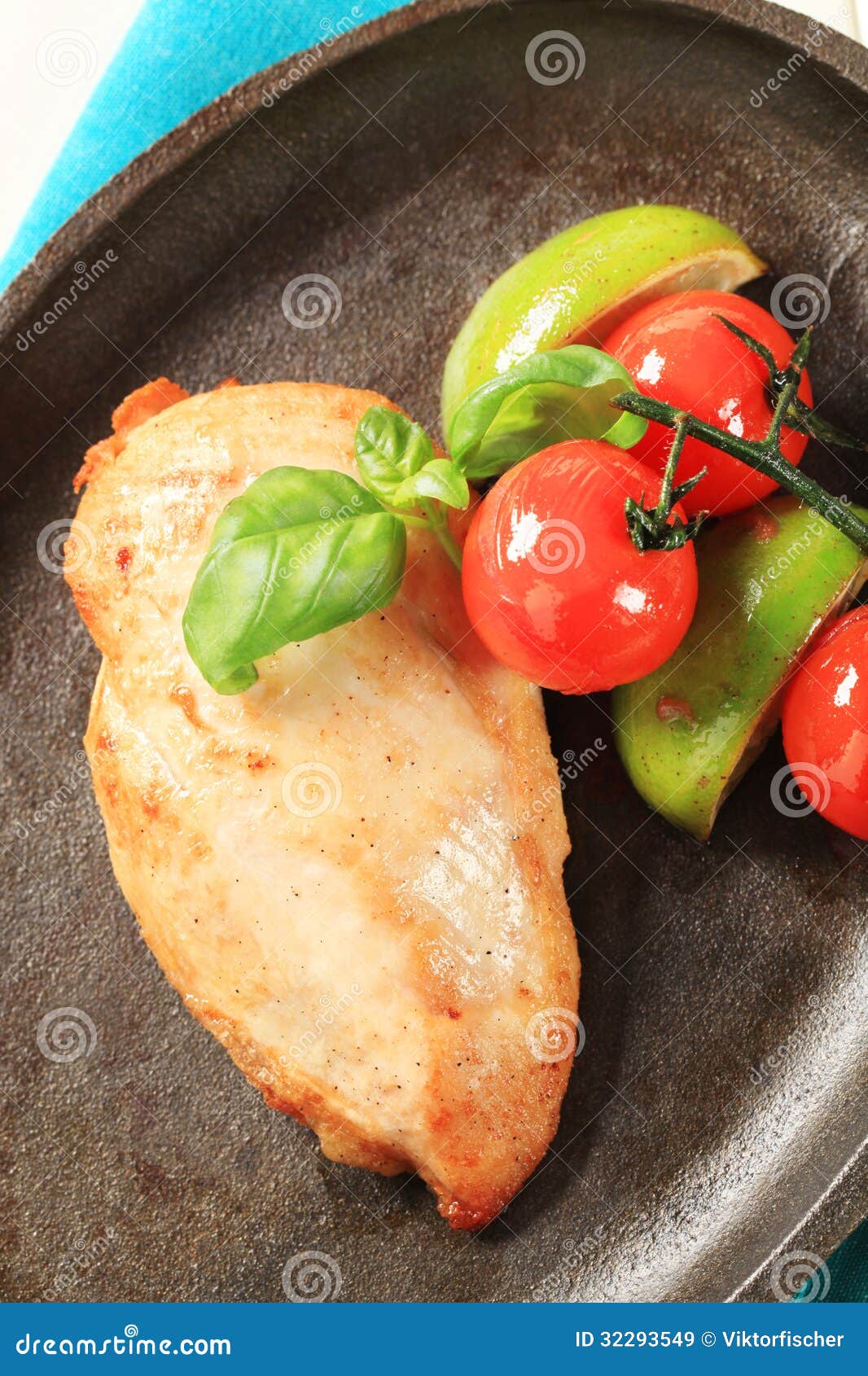 Pan seared chicken breast stock image. Image of roast 32293549
