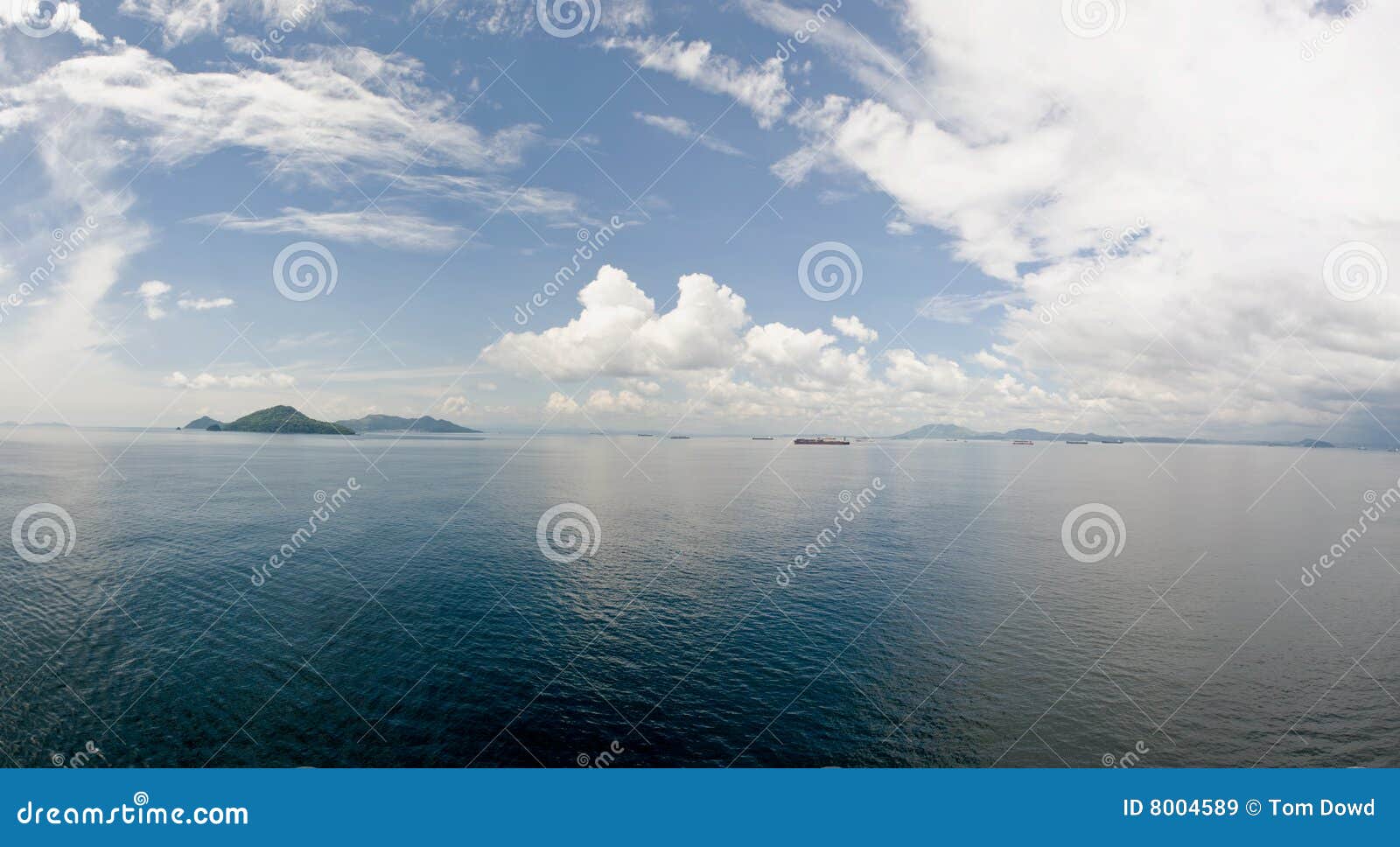 panama canal entrance scenic