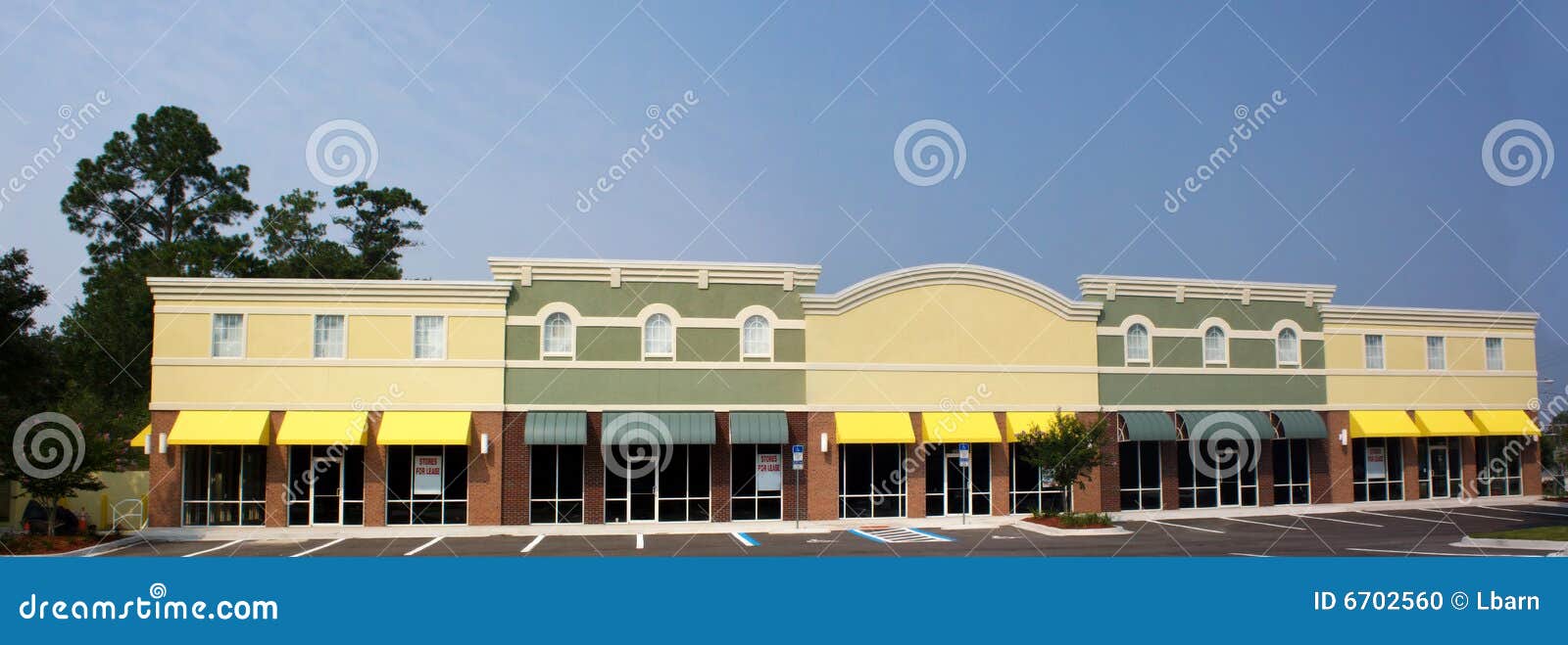 panaramic commercial strip mall