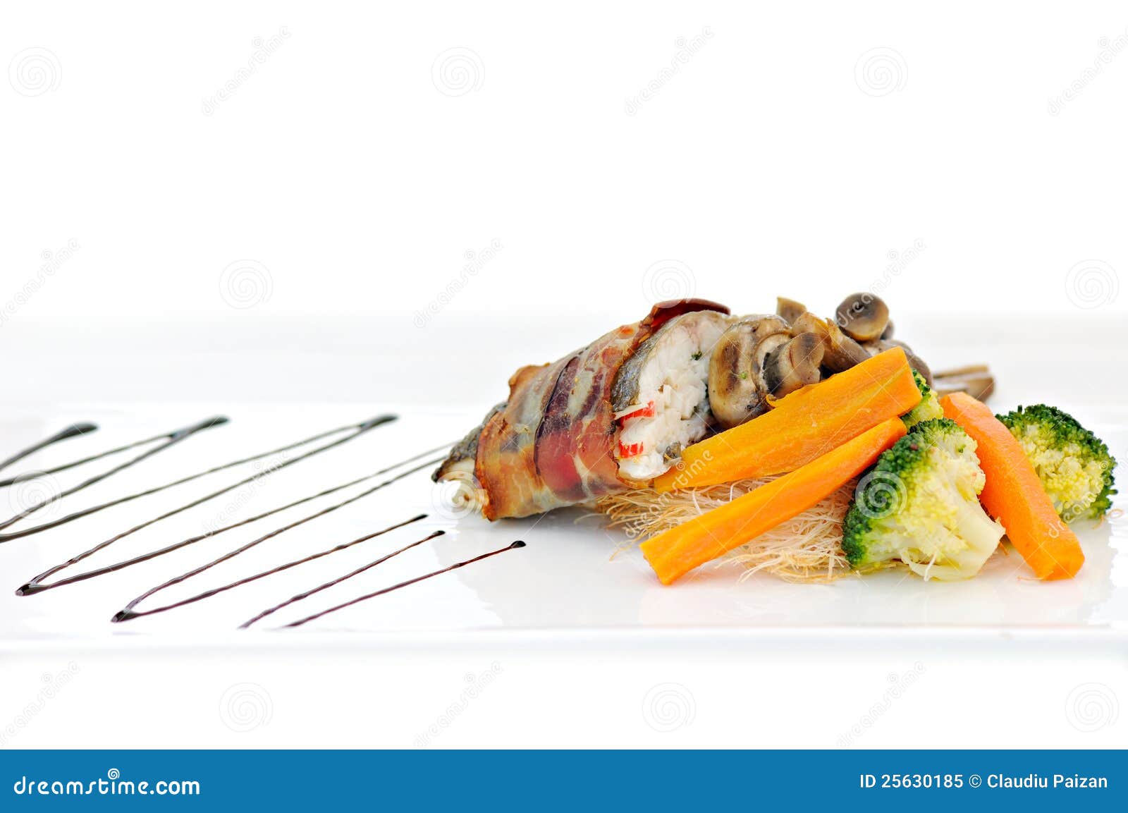 Pancetta Affumicata E Verdure Dei Pesci Immagine Stock Immagine di