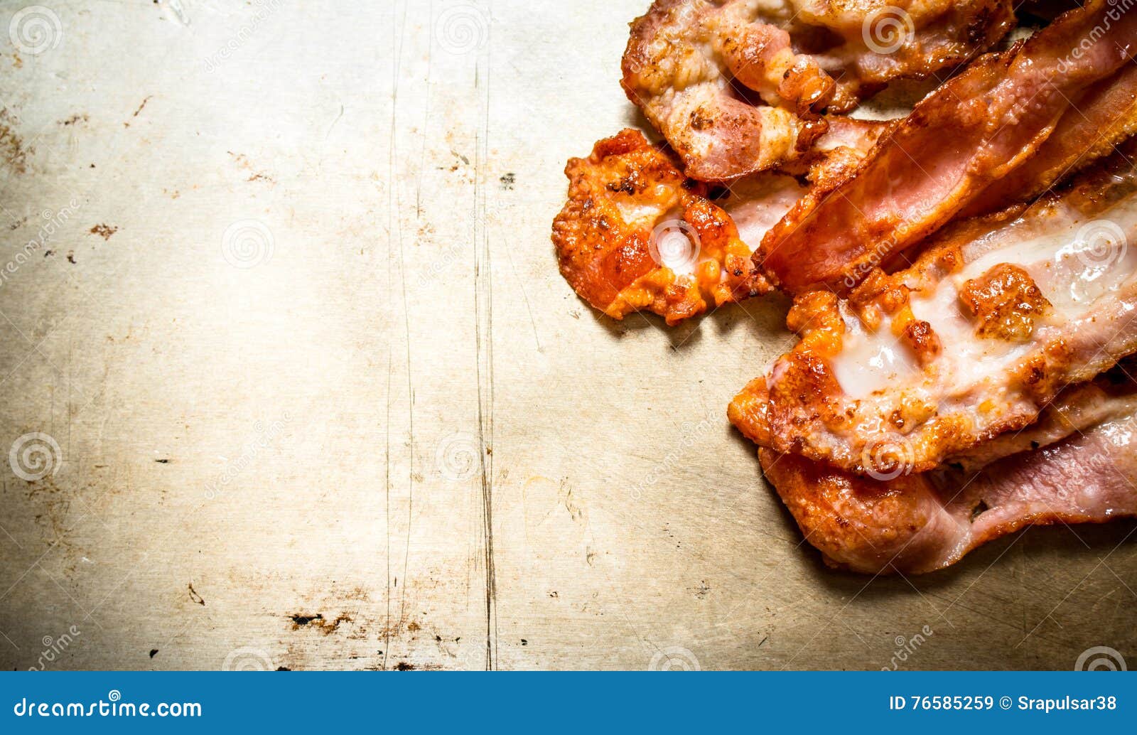 Pancetta Affumicata Fritta Su Vecchio Fondo Rustico Immagine Stock Immagine di ingrediente