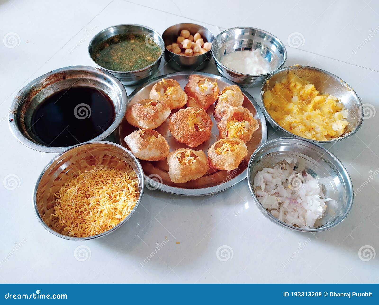 Pani Puri Indian Street Food Stock Photo - Image of mountain, plateau