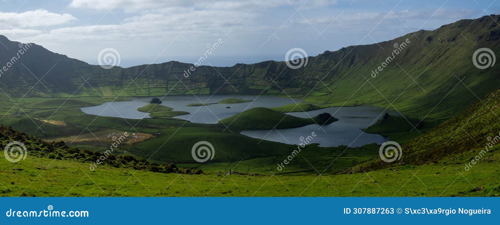 caldeirao do corvo panorama, azores