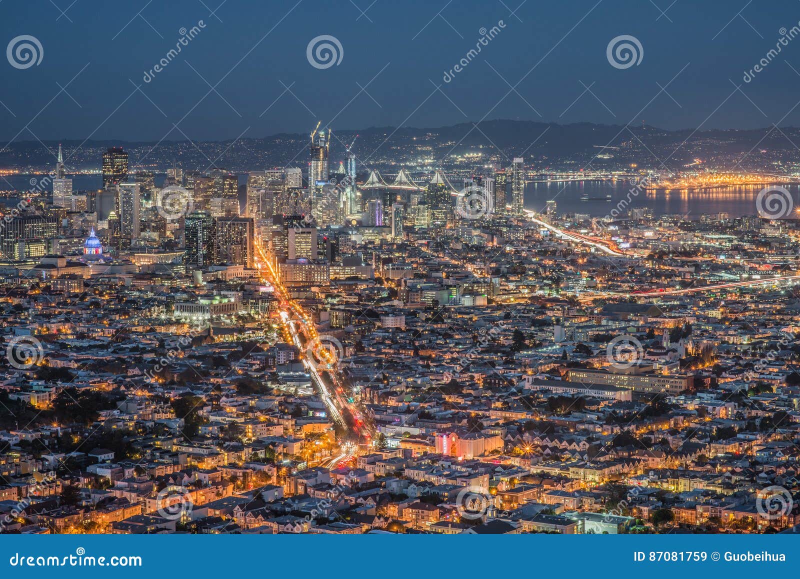 Panorama De San Francisco Night Cityscape During Lheure