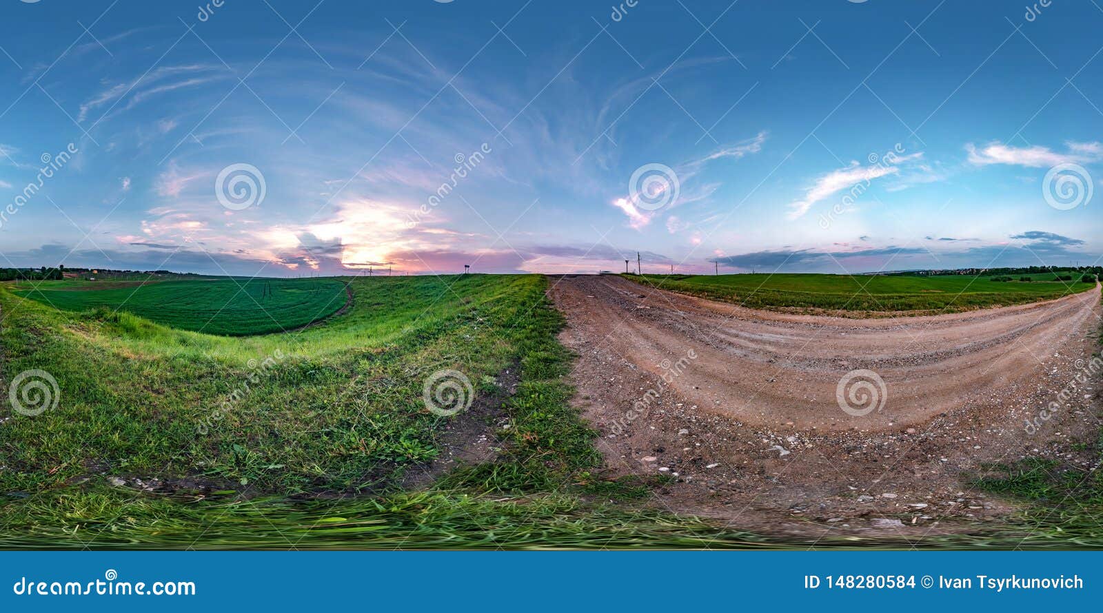 Céu Do Pôr Do Sol Com Nuvens Da Noite Como Vista Panorâmica Hdri