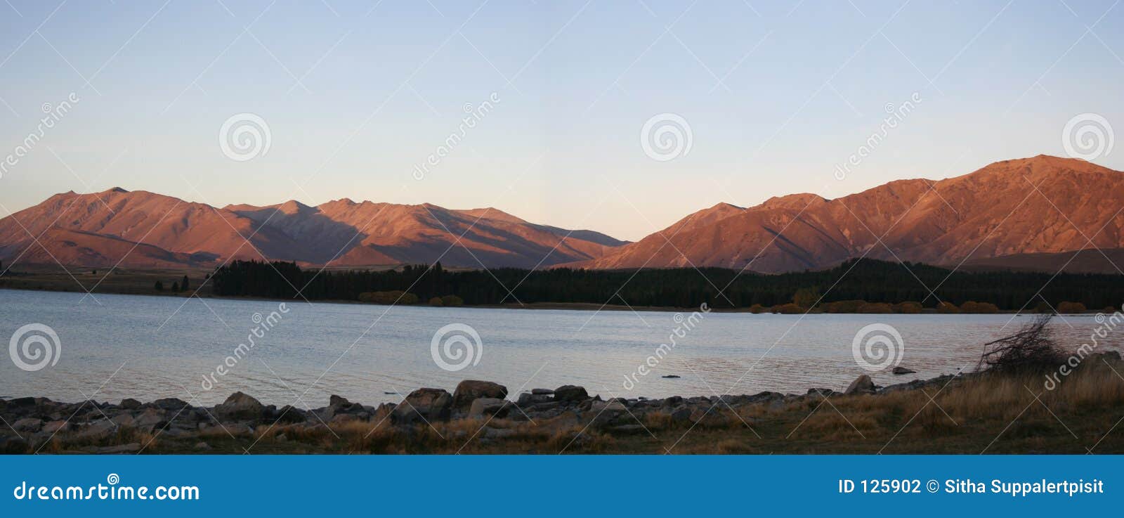 panorama - lake tekapo, new zealand