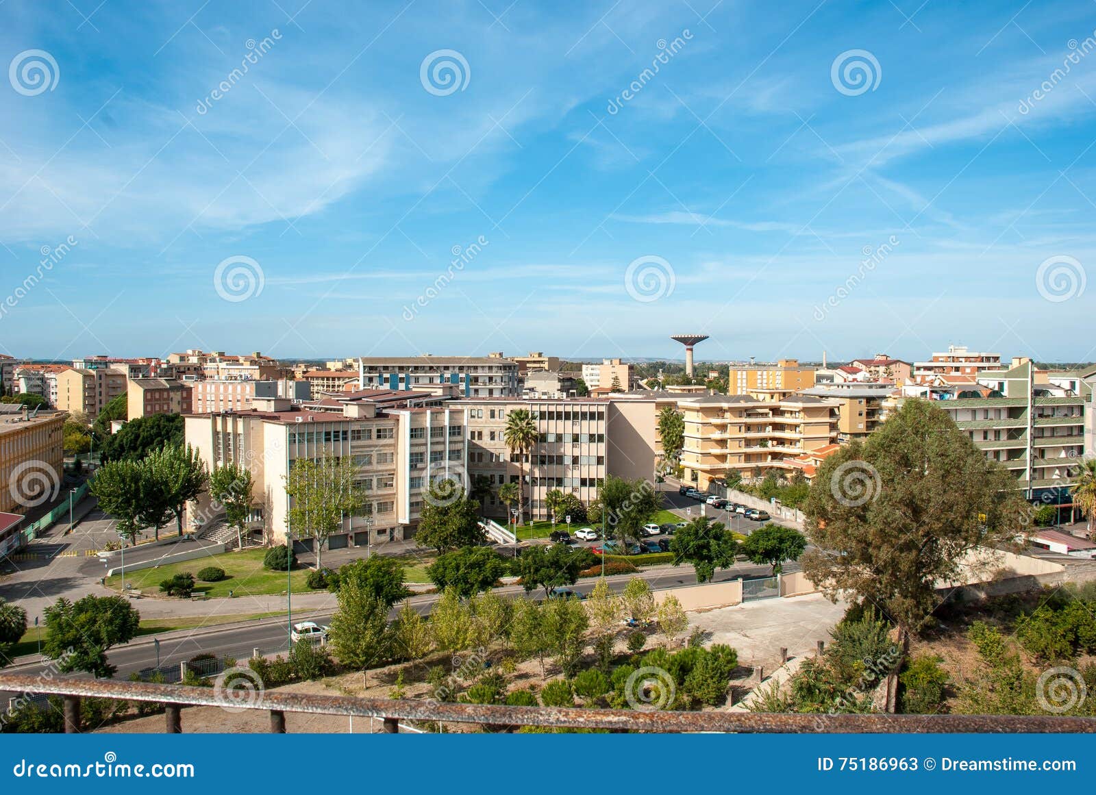 Panorama Oristano stockbild. Bild von kathedrale, panorama 75186963