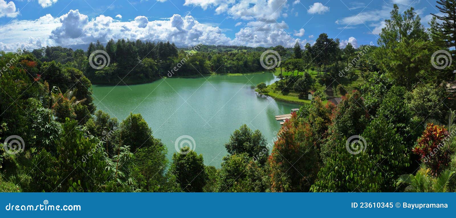panorama scenics of lido lake