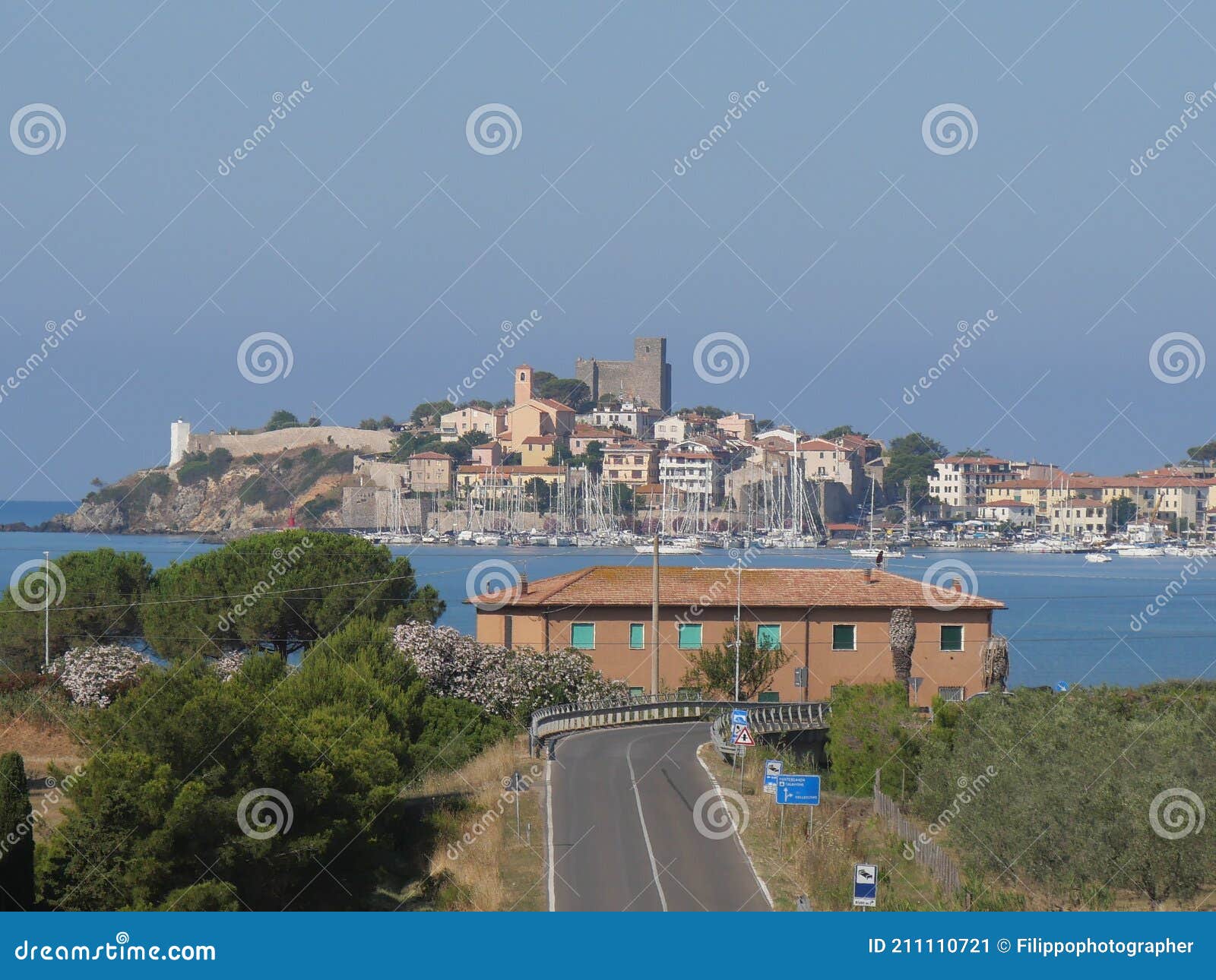 panorama of talamone