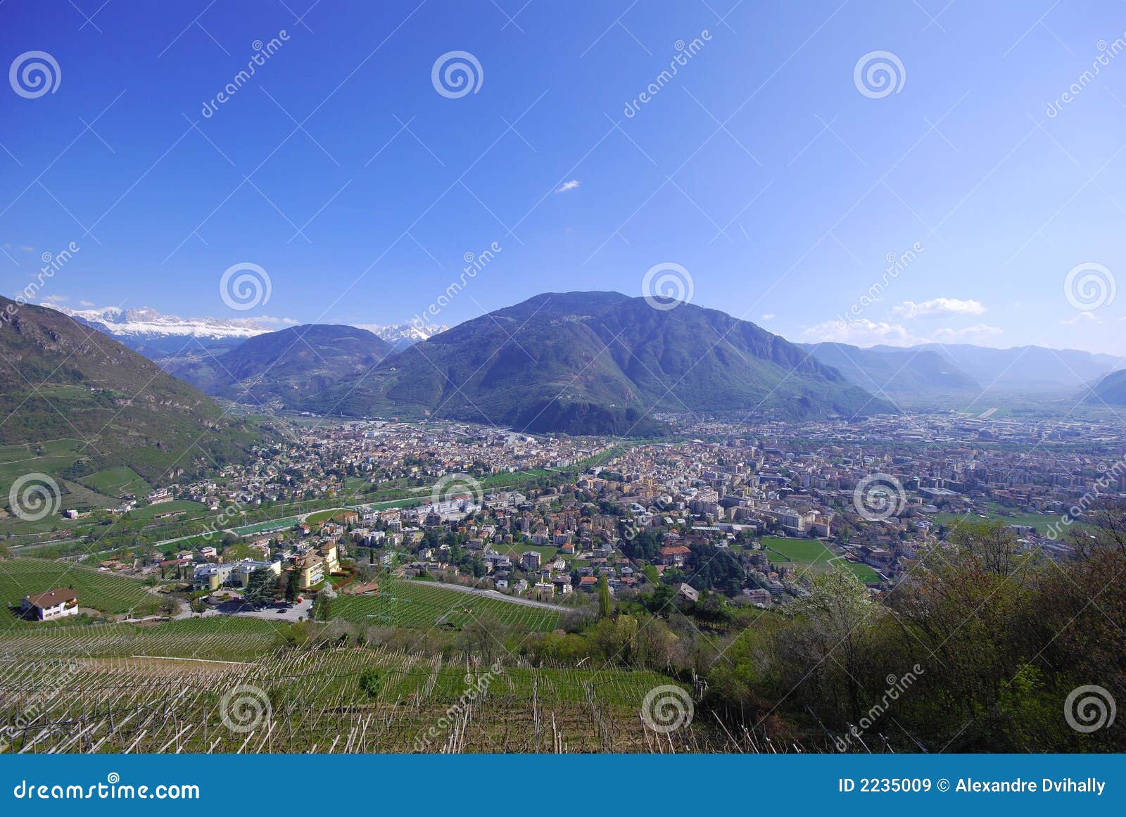 Panorama van Bolzano, Italië. Een panoramische foto van Bolzano, Italië.