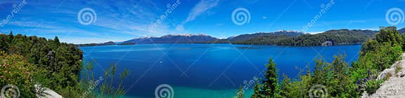 Panoramautsikt Av Nahuel Huapi Lake, Nära Bariloche, Argentina ...