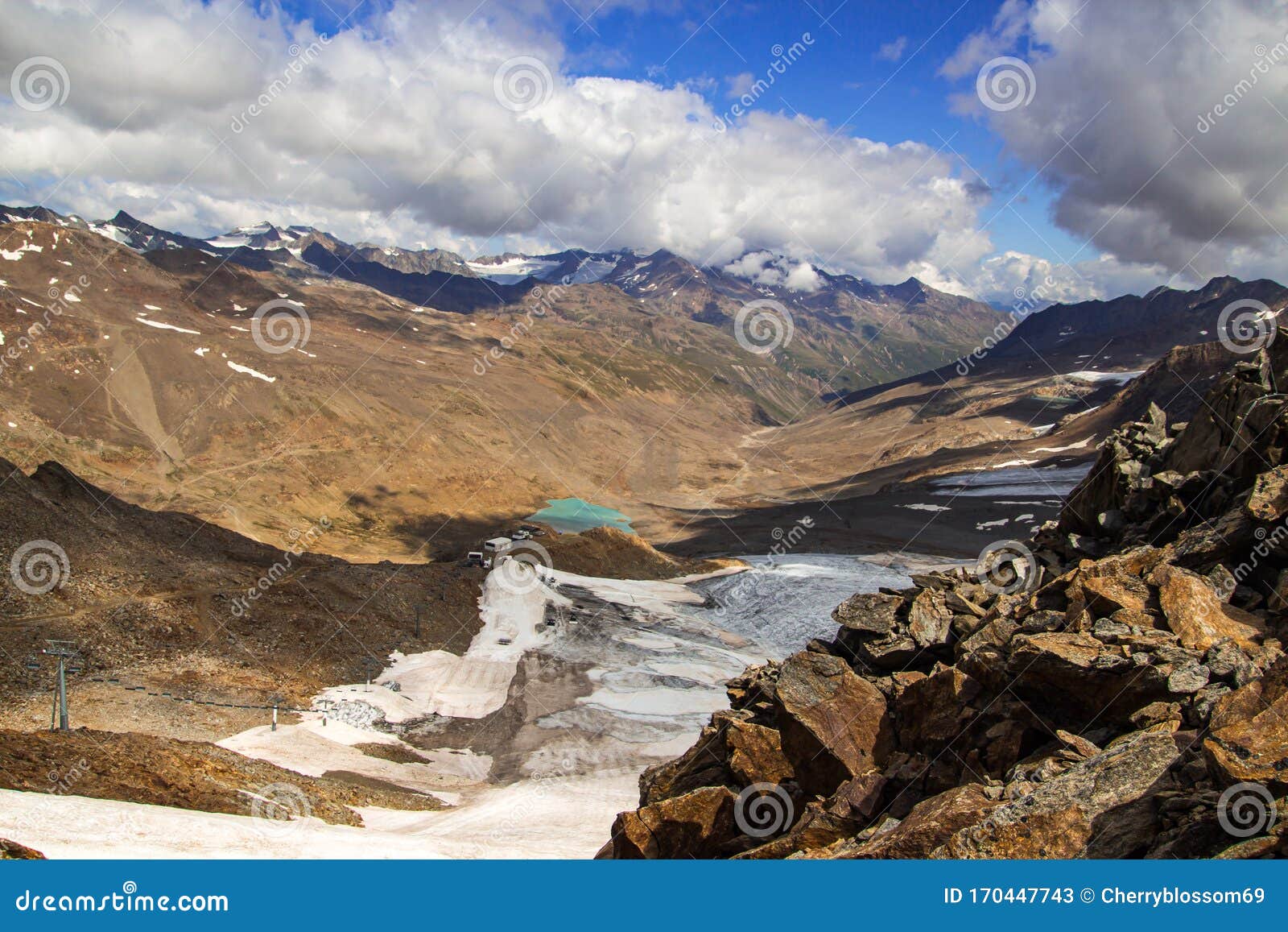 panoramic mountain landscape of venter tal in the ÃÂ¶tztal alps in summer