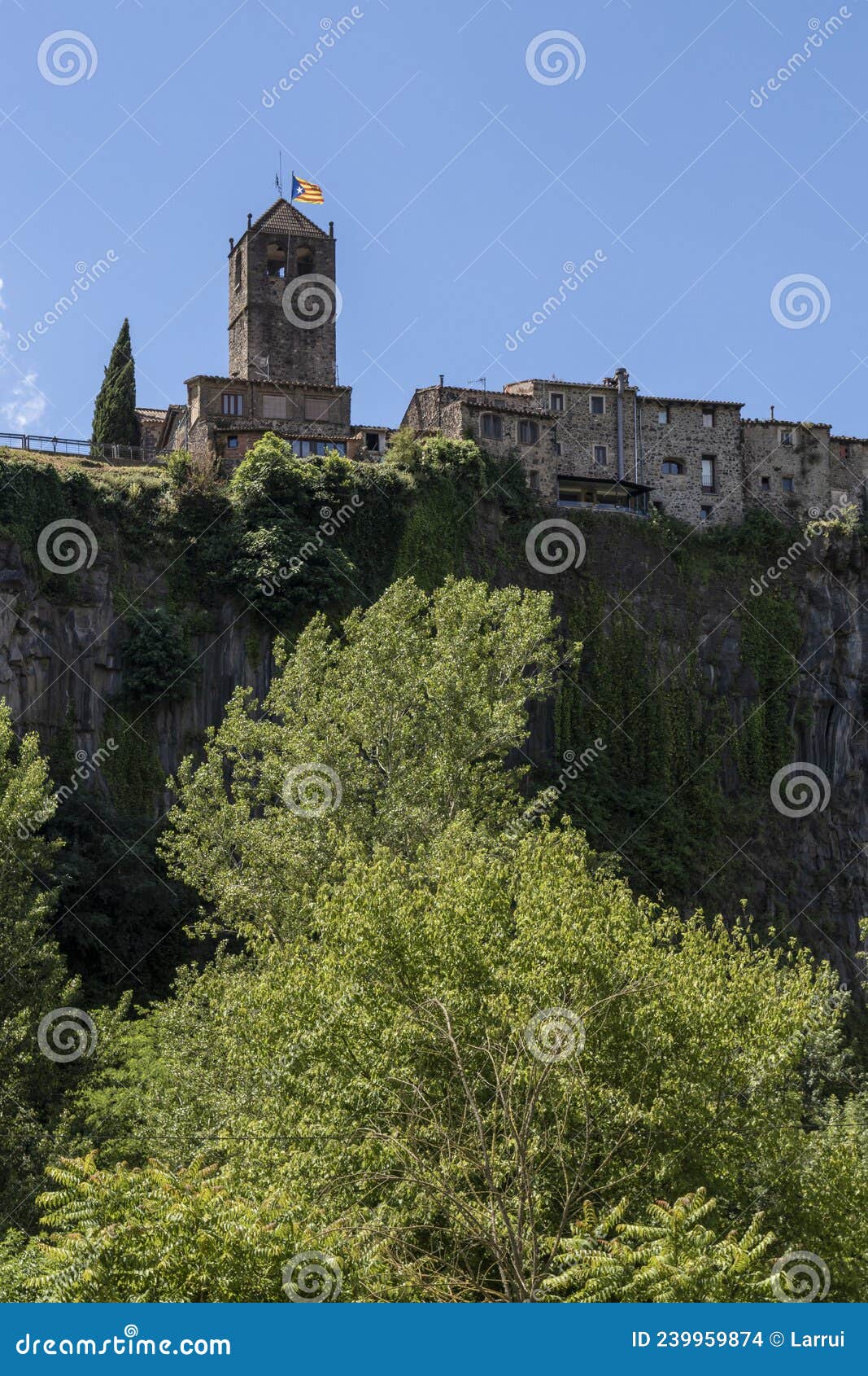 140+ Castellfollit De La Roca Stock Photos, Pictures & Royalty