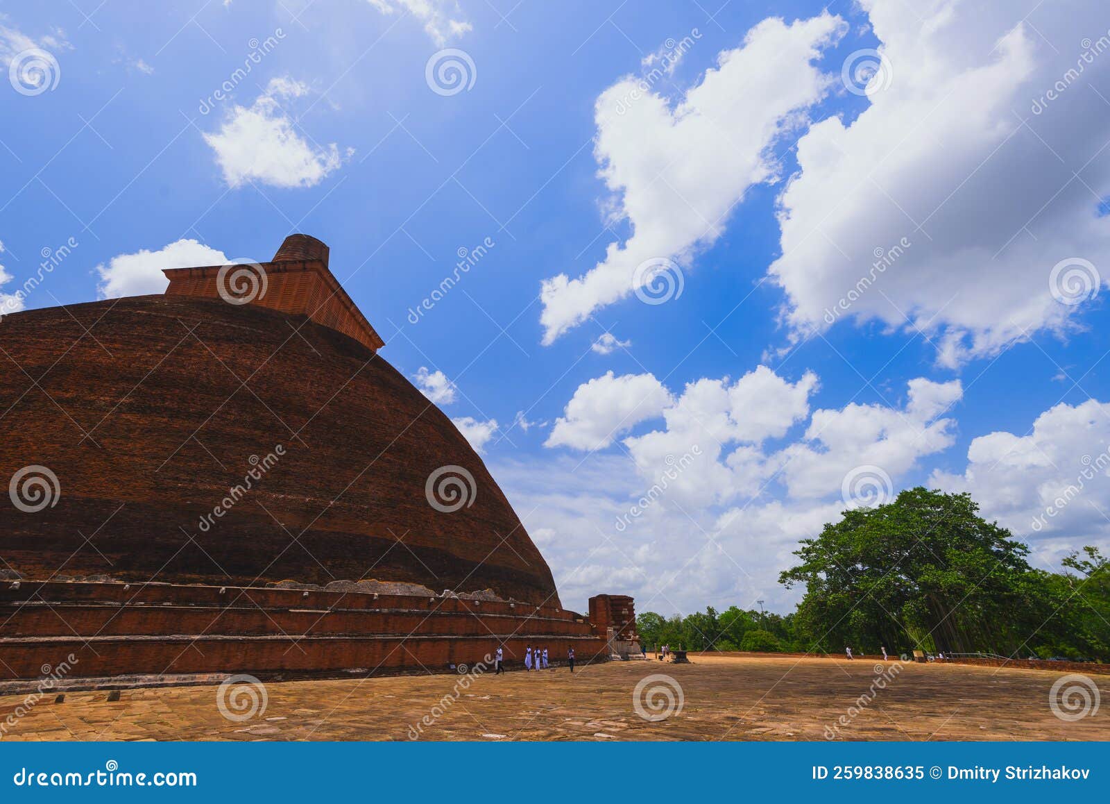 panoramic view at the jethawanaramaya dagaba in anuradhapura, sri lanka