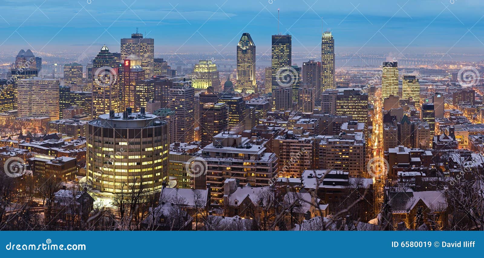 panoramic view of the montreal skyline