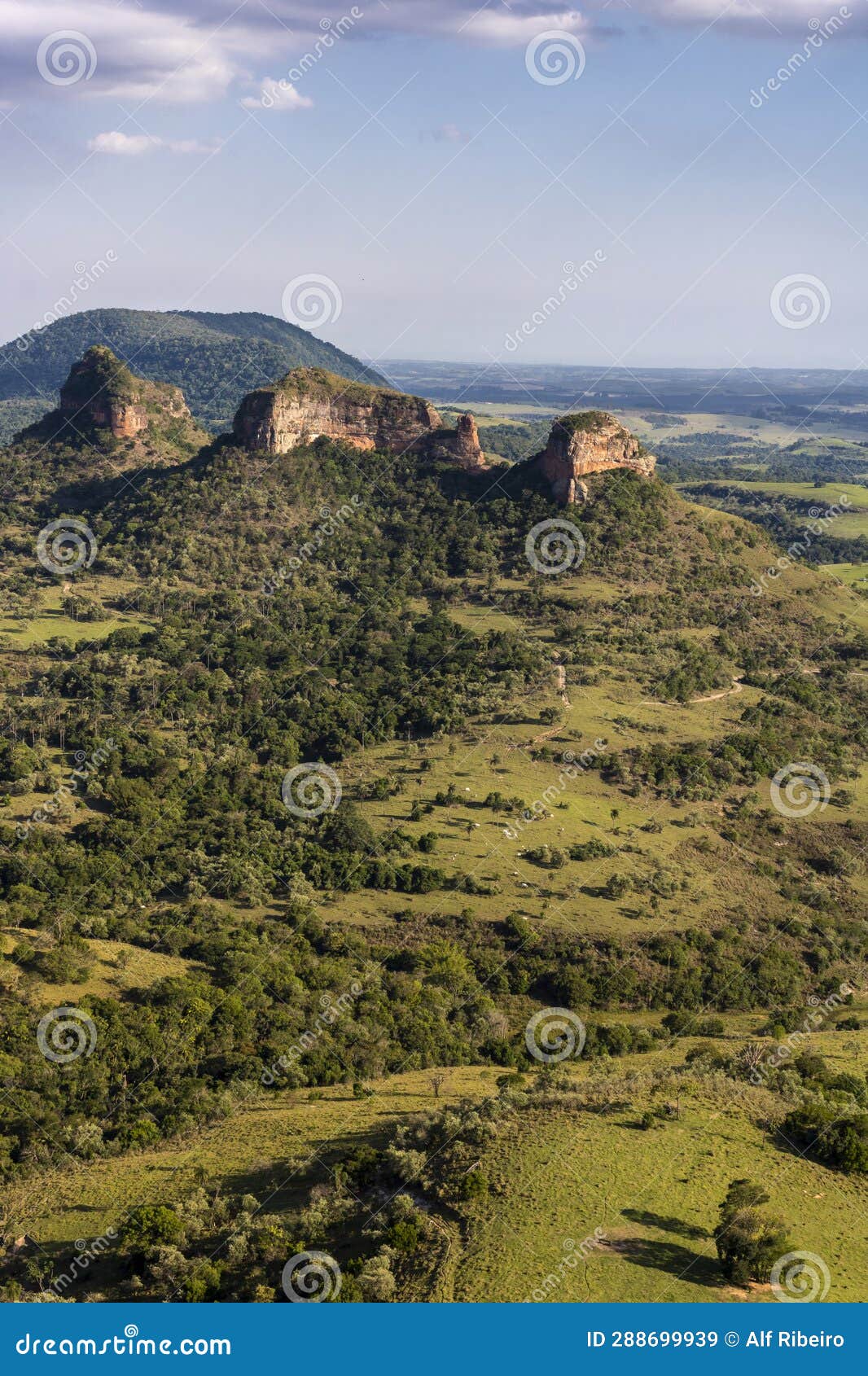 panoramic view of three stones mount da indio stone