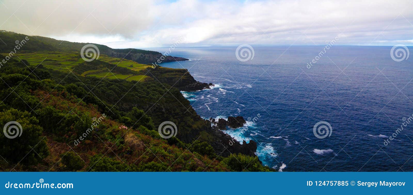 het ergste kanker Stiptheid Panoramic View To Terceira Island Coastline from Mata Da Serreta Viewpoint,  Azores, Portugal Stock Image - Image of outside, landscape: 124757885