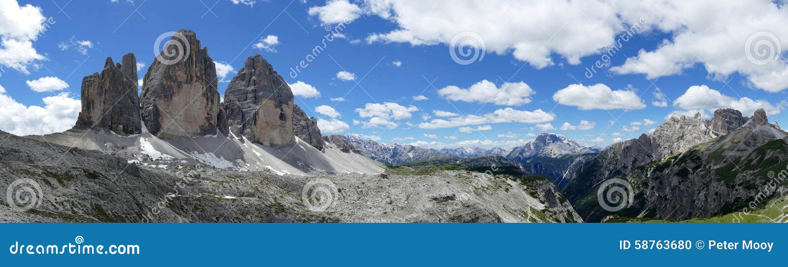 panoramic view of the tre cime di lavaredo dolomites italy
