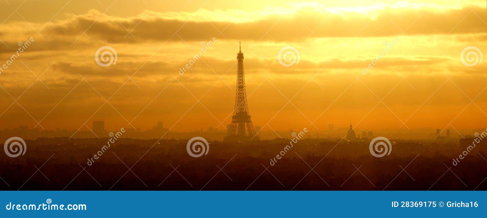 Panoramique Luttez Lever De Soleil Au Dessus De Paris