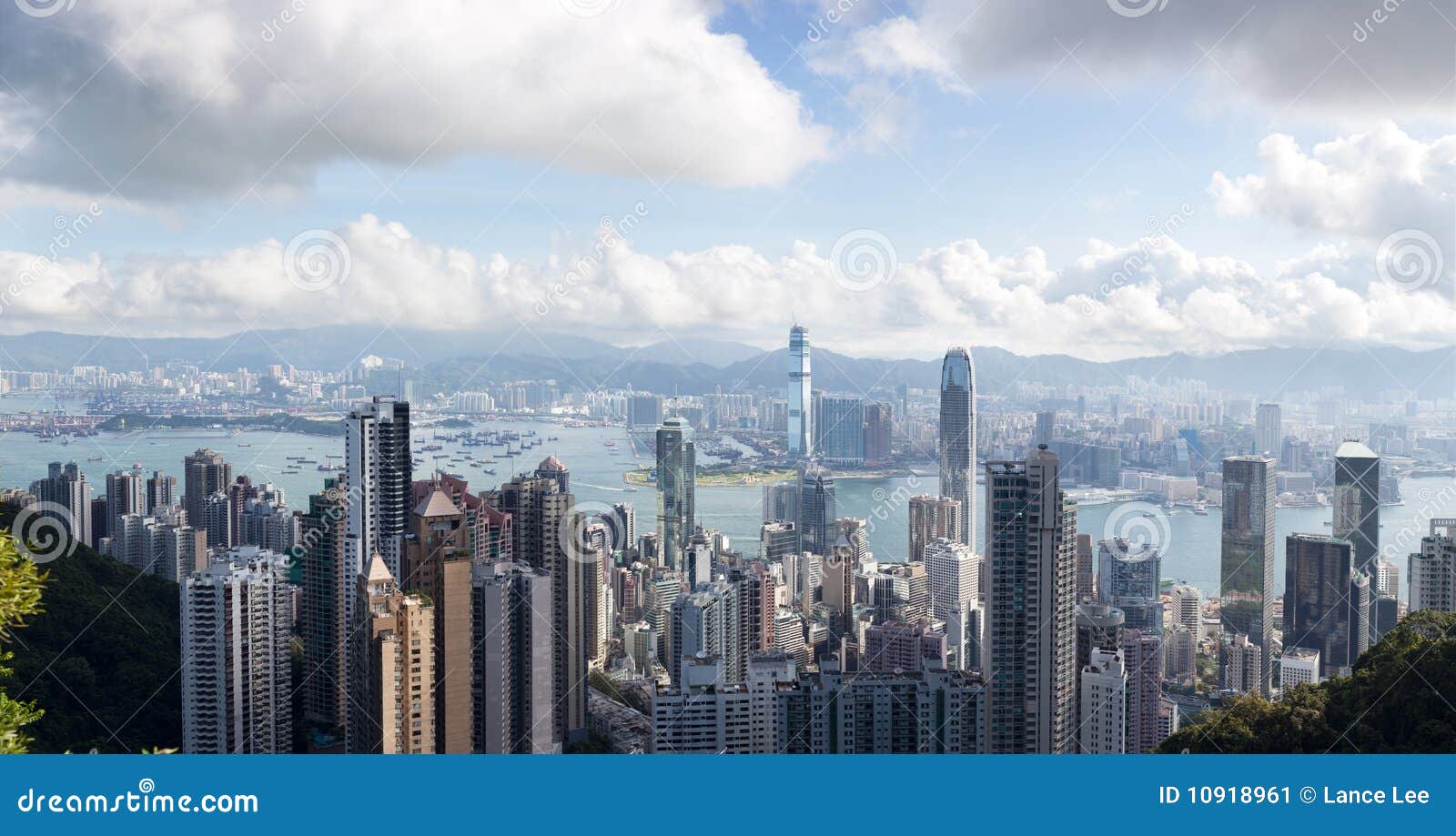 Panoramische Ansicht Von Hong Kong, Victoria Hafen Stockbild - Bild von