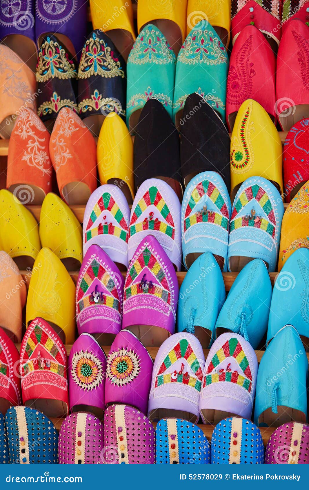 Pantofole In Pelle Marocchina Fatte A Mano: Babbucce Berbere Gialle Da Uomo - Italia