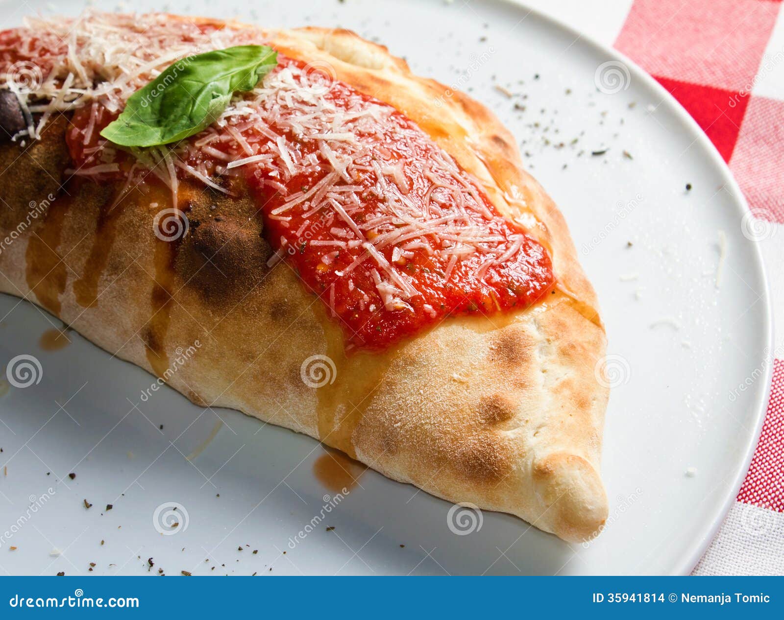 Panzarotti-Nahaufnahme stockfoto. Bild von torte, halb - 35941814