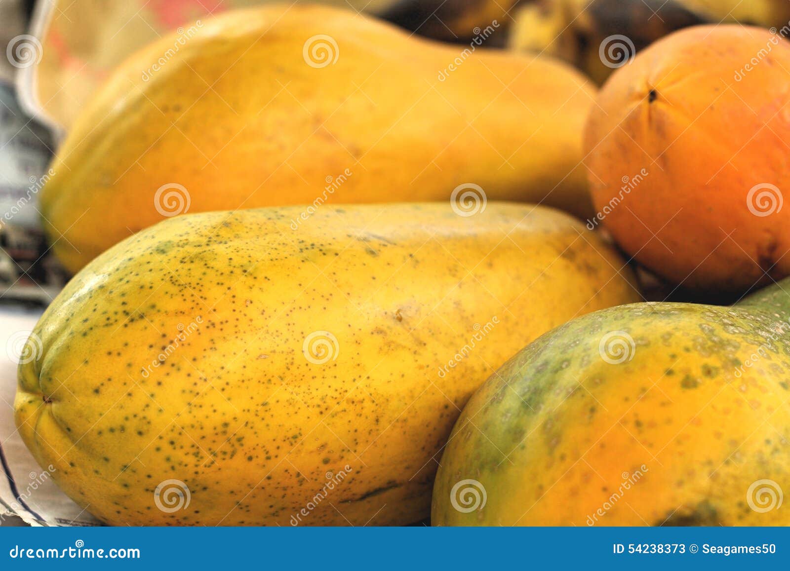 Papaya fruit in the market stock image. Image of nutrition 54238373