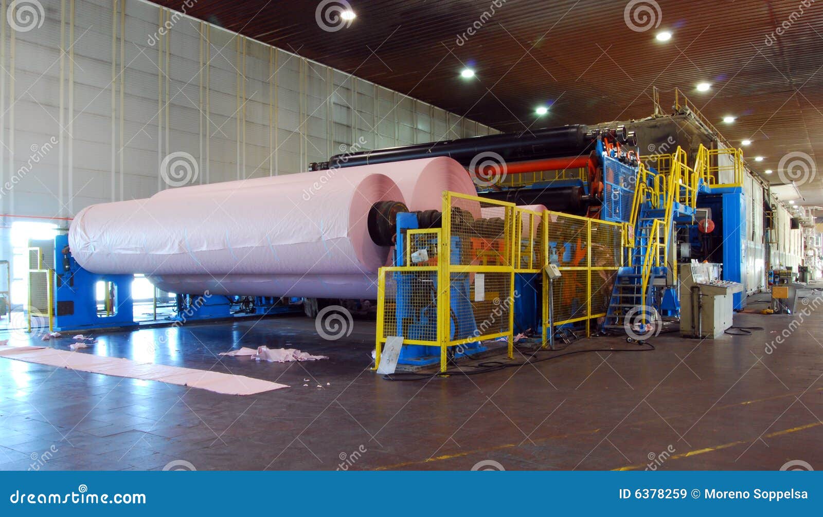 paper and pulp mill - fourdrinier paper machine