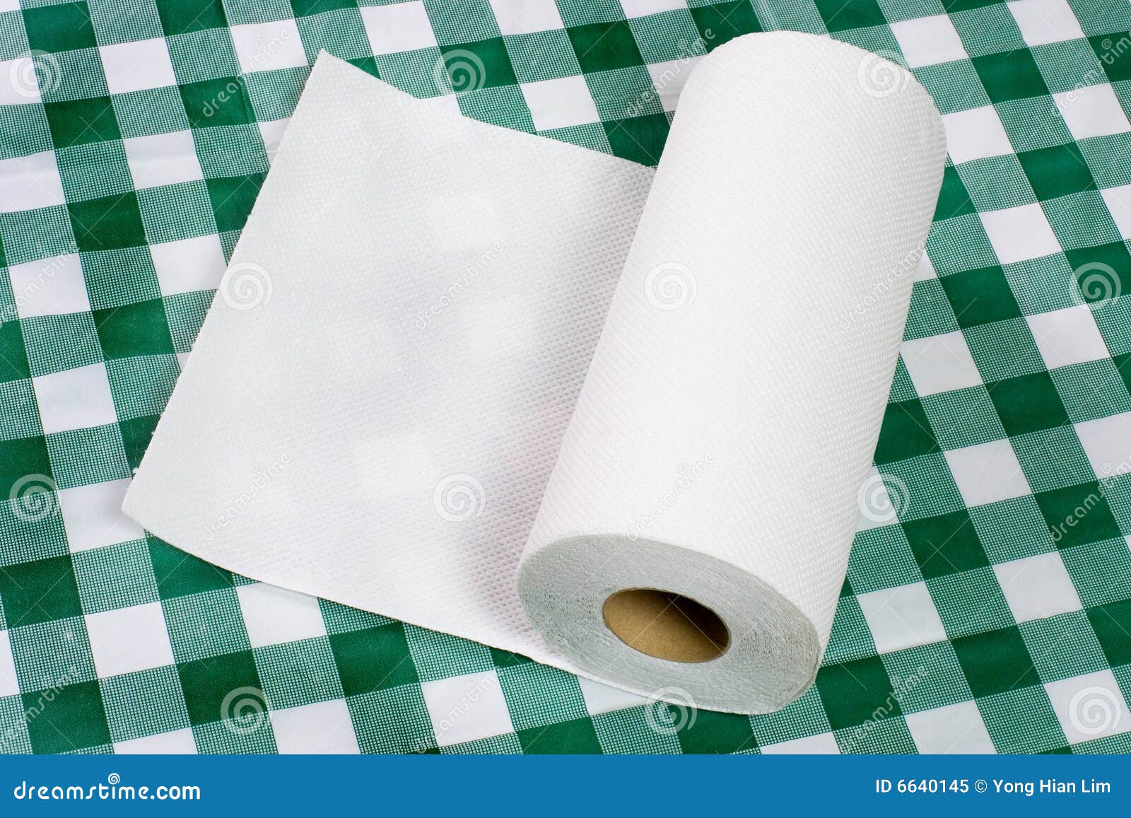 paper towel on tabletop