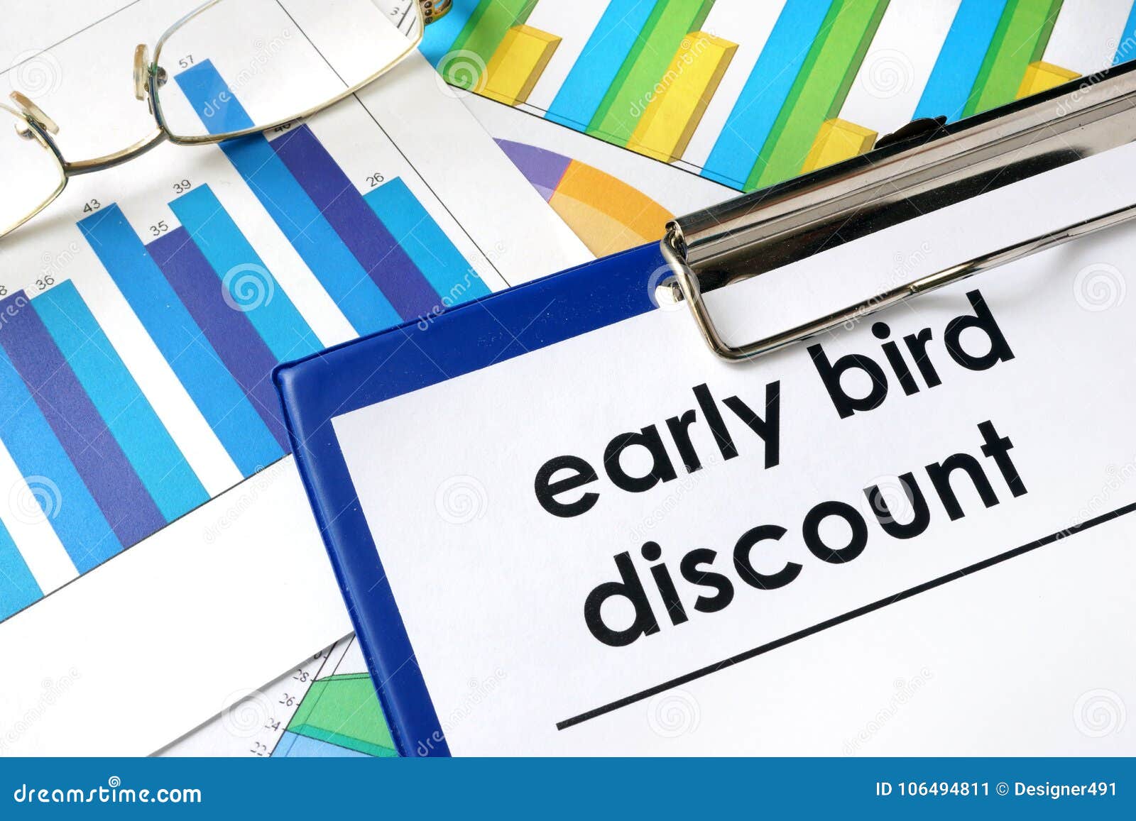 paper with words early bird discount.