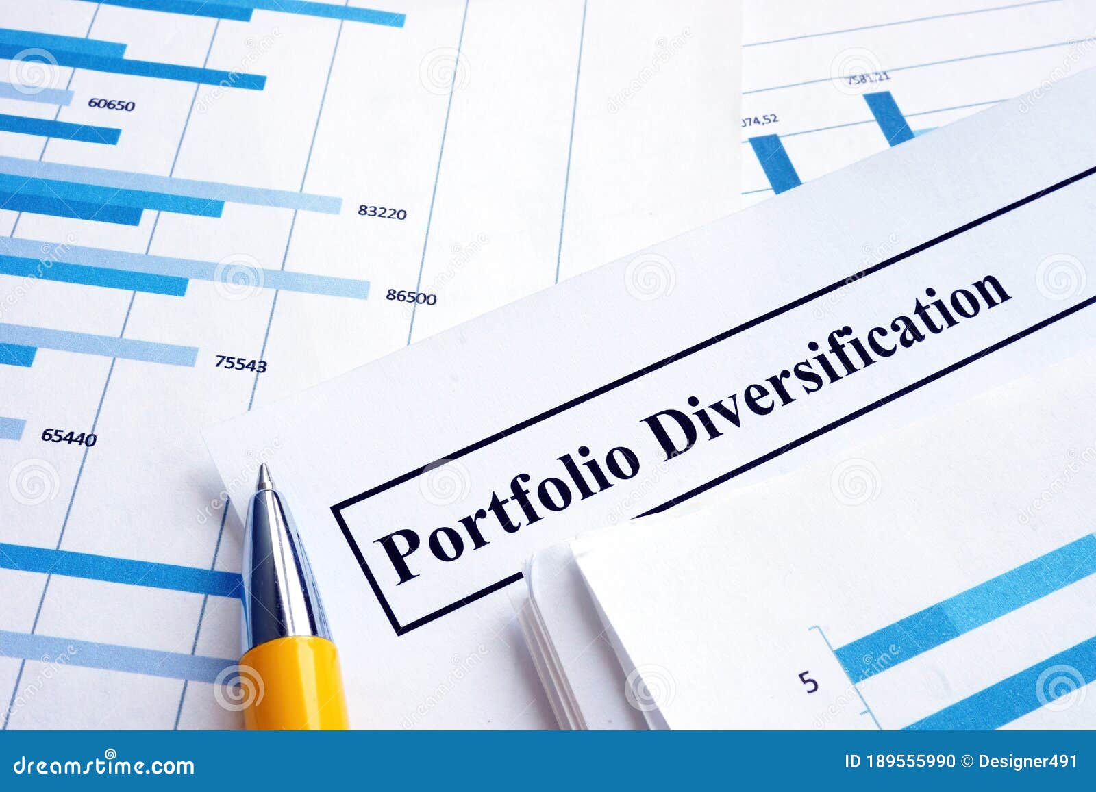 papers about investment portfolio diversification.