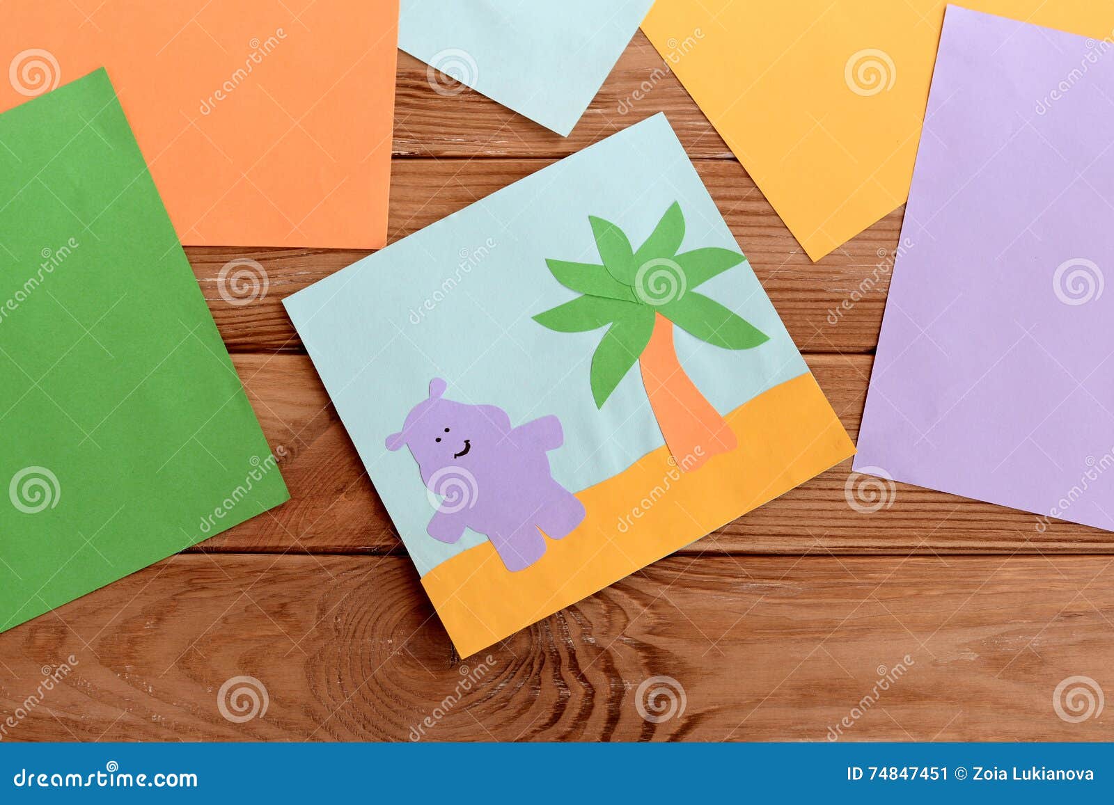 Papierkarte Mit Glücklichem Flusspferd Und Einer Palme