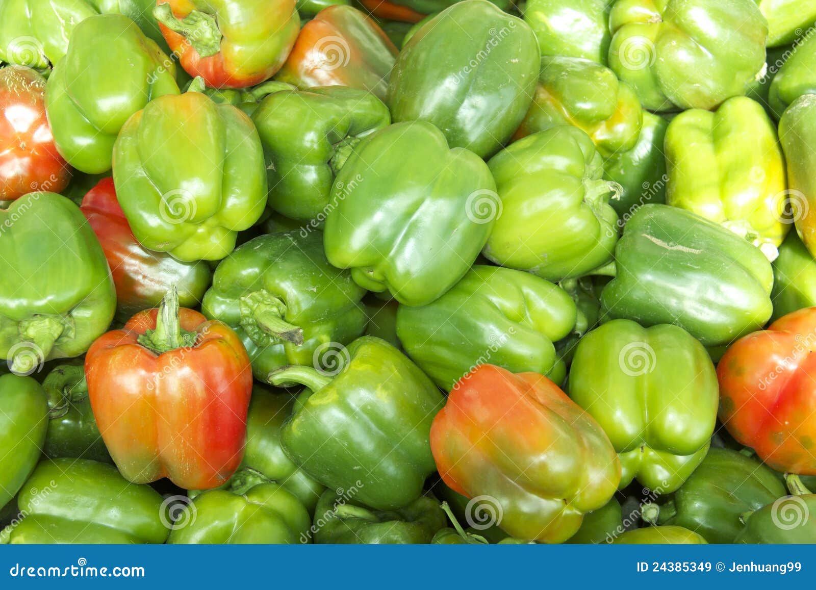 Paprika Verde orgánico imagen de archivo. Imagen de rojo 24385349