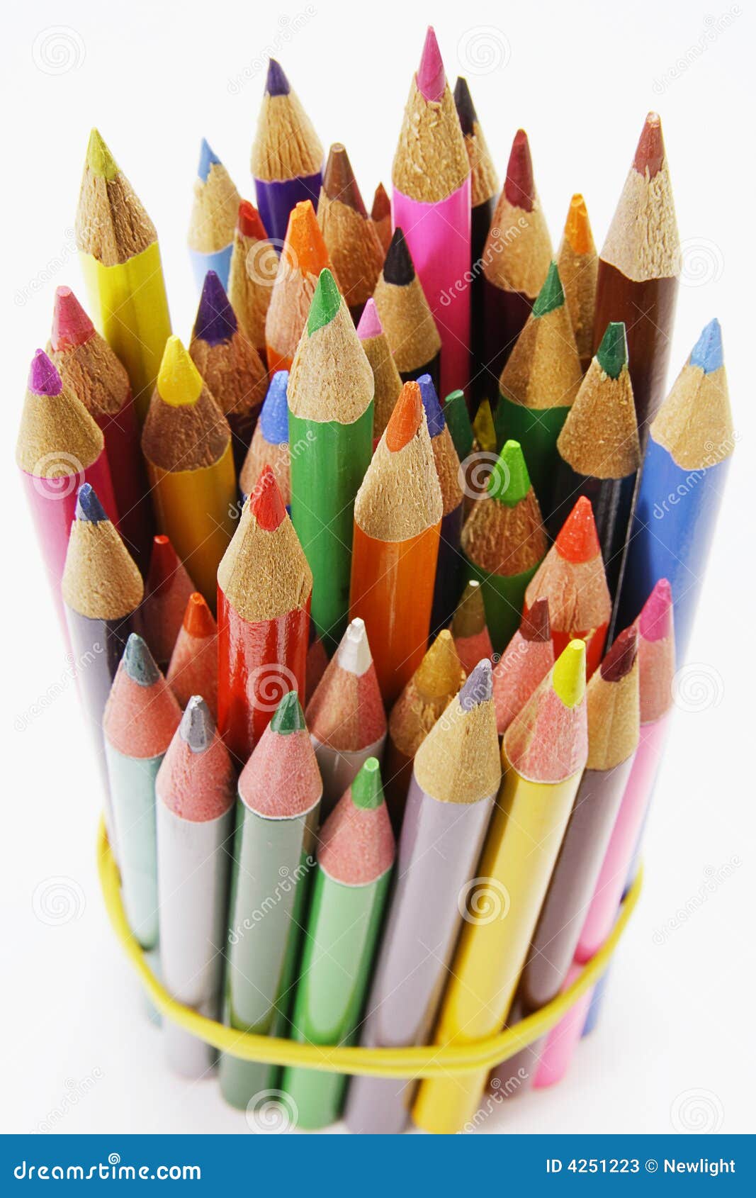 Paquet De Crayons De Couleur Image stock - Image du paquet