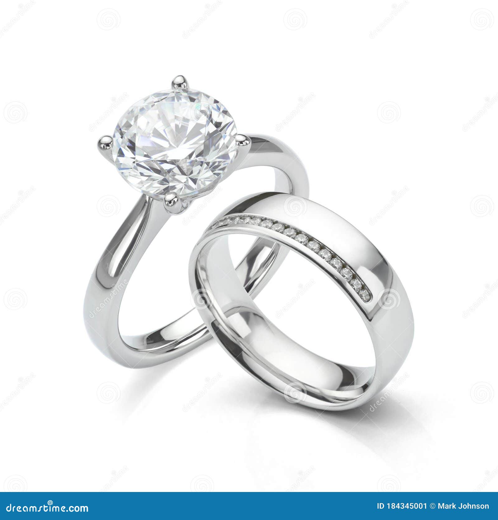 Par De Anillos De Diamantes Con Anillo De Compromiso Y Boda De Diamantes Imagen de - Imagen de fondo, boda: 184345001