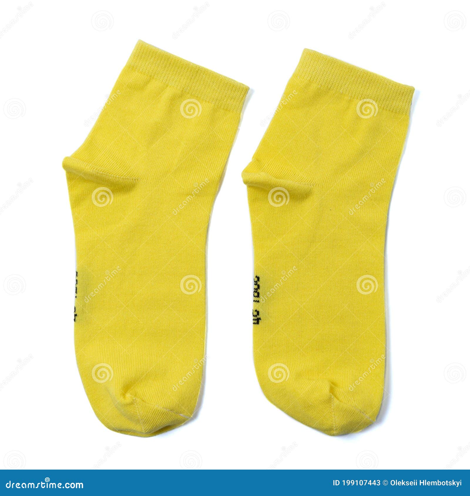 https://thumbs.dreamstime.com/z/par-de-calcetines-amarillos-sobre-fondo-blanco-aislado-algod%C3%B3n-amarillo-un-199107443.jpg