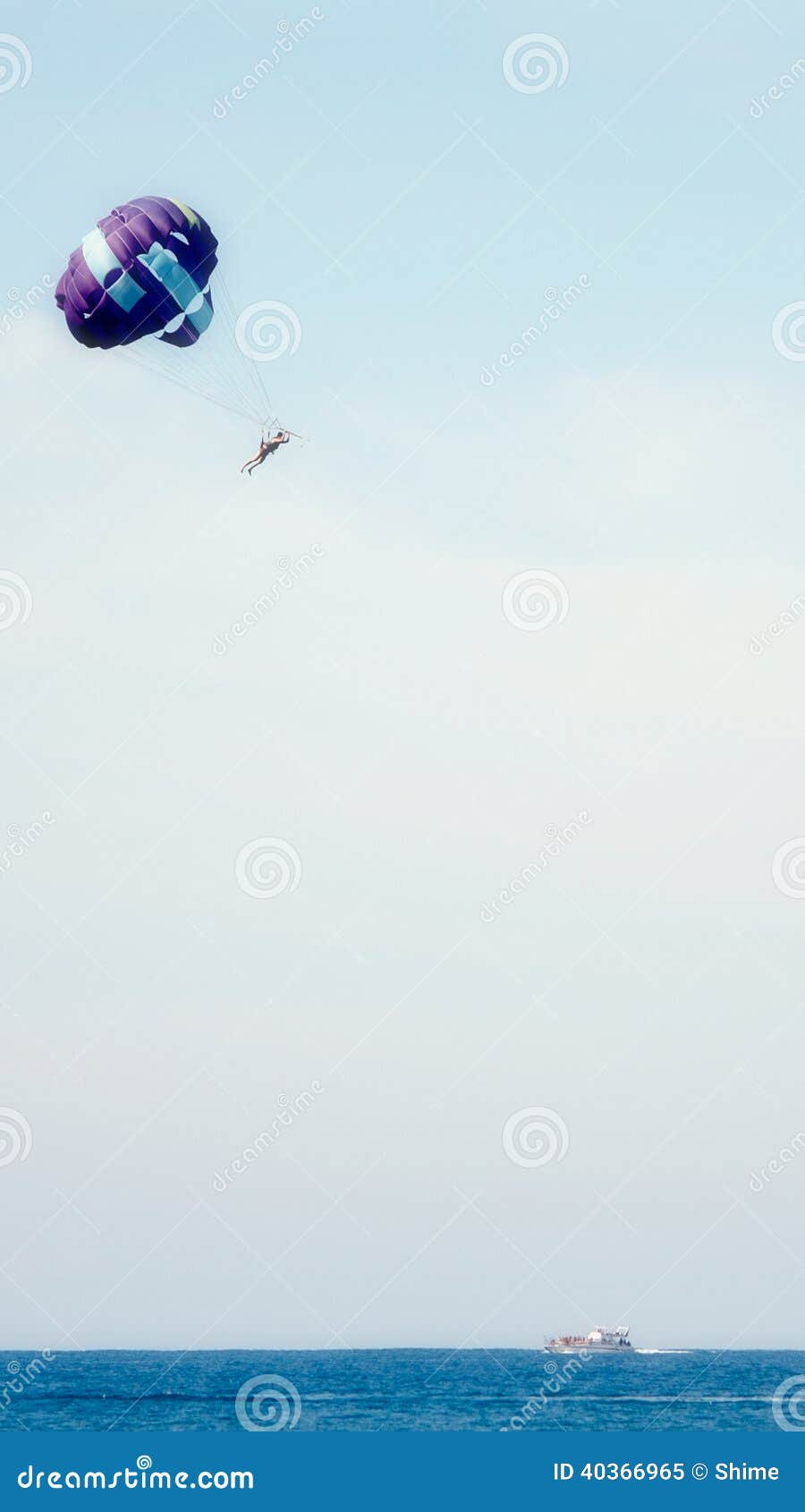 Parachuting at sea stock image. Image of outdoor, parachute 40366965