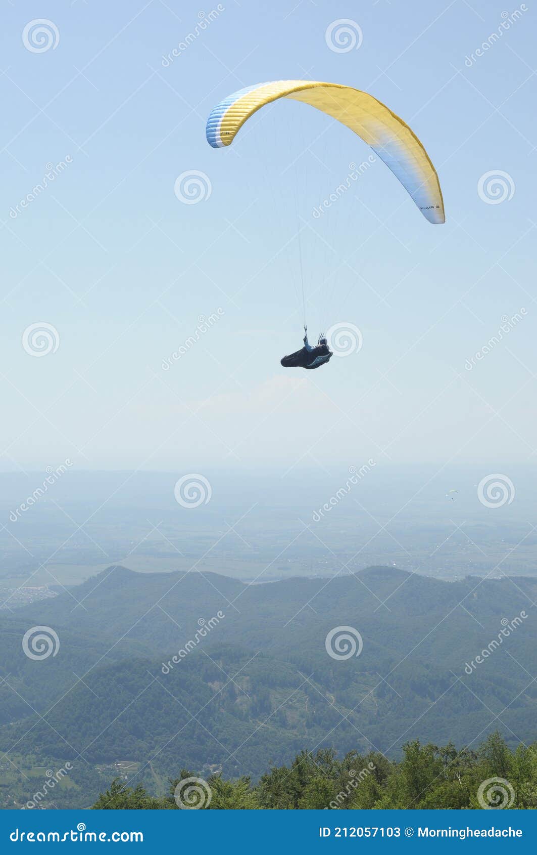 paragliding, view from ignis peak in maramures